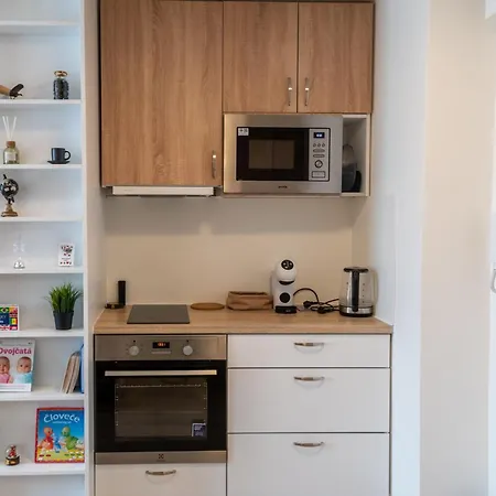 Lovely By The Park * Братислава